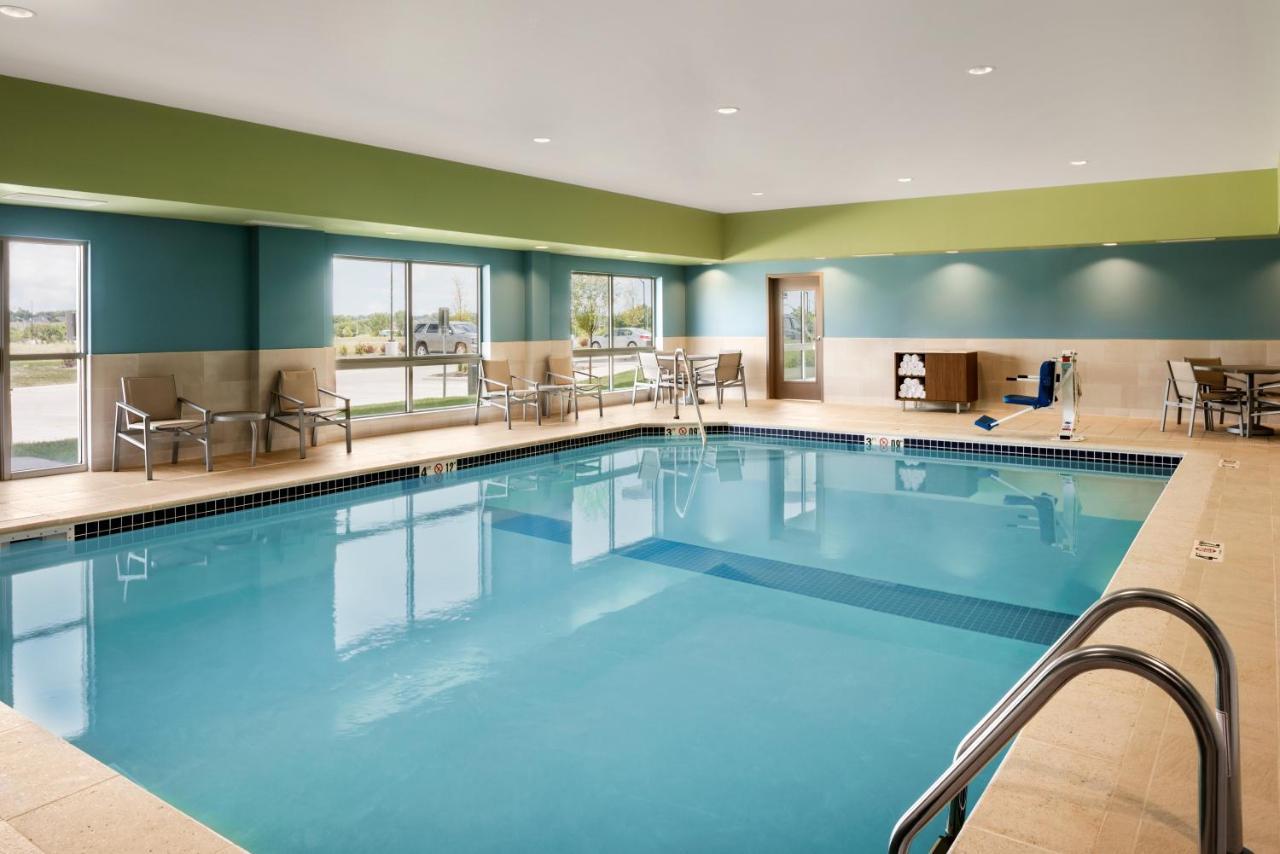 Holiday Inn Express & Suites - West Des Moines - Jordan Creek By Ihg Экстерьер фото