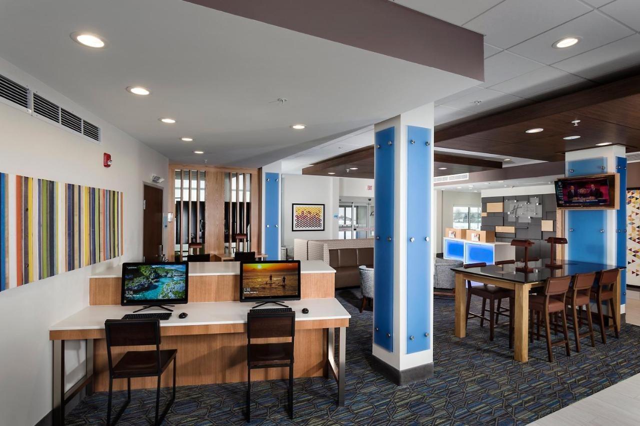 Holiday Inn Express & Suites - West Des Moines - Jordan Creek By Ihg Экстерьер фото