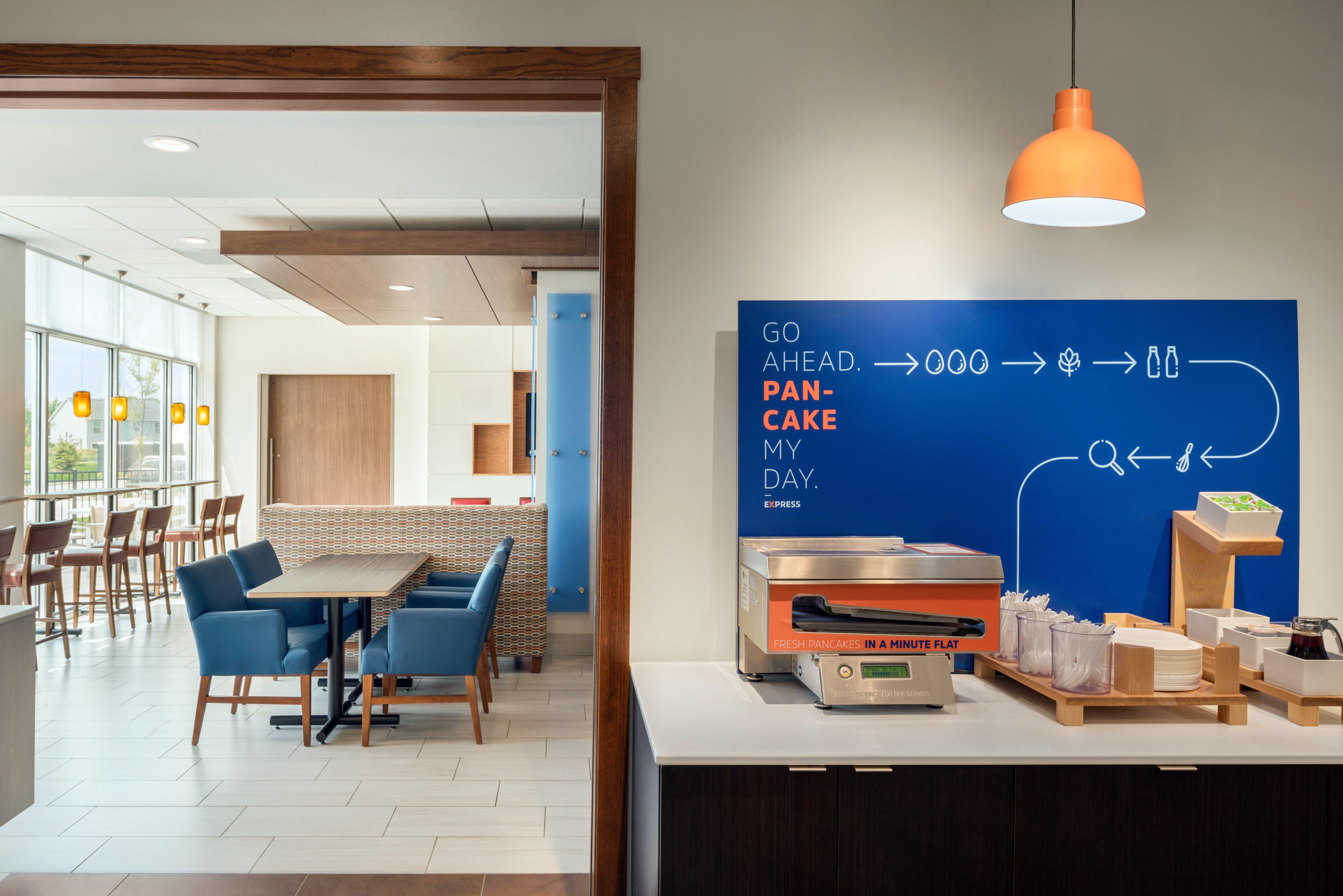 Holiday Inn Express & Suites - West Des Moines - Jordan Creek By Ihg Экстерьер фото