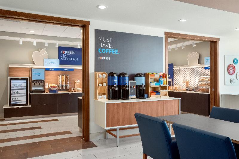 Holiday Inn Express & Suites - West Des Moines - Jordan Creek By Ihg Экстерьер фото
